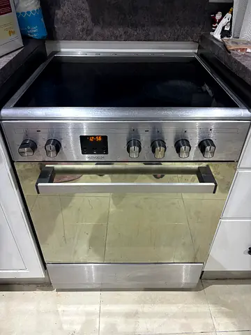 Stainless Steel Freestanding Electric Oven with Glass Door - Good Condition