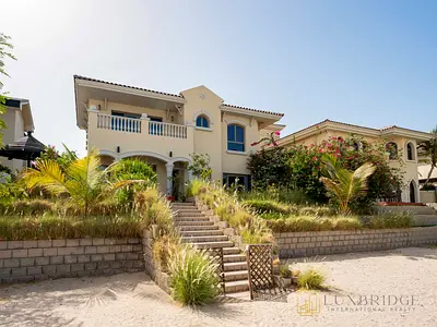 Vacant | Unfurnished | Private Pool
