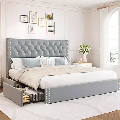 Nailhead trim button tufted 4 drawers super king bed