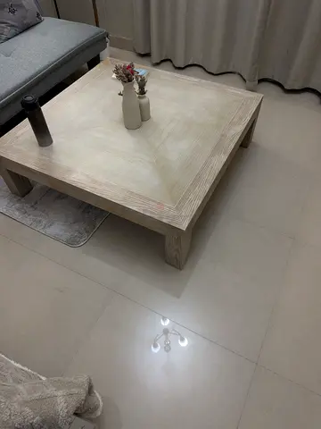 Pan Home coffee table - AED 100