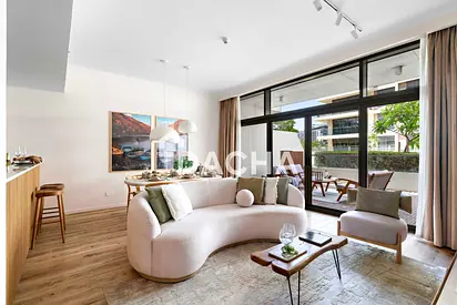 2BR |Private Terrace |Designer Renovated & Vacant