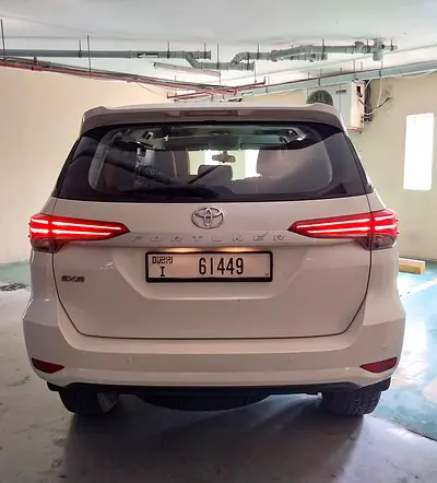 2021 Toyota FORTUNER photo 5