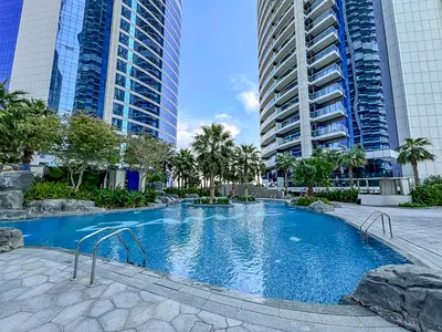 Elegant Living | Stunning Canal Views | Prime Area