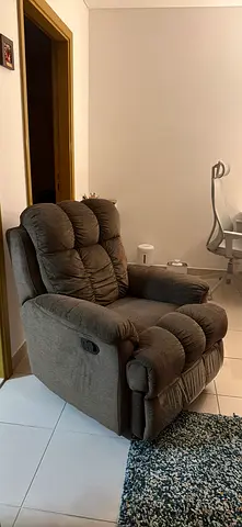 Comfortable single recliner armchair in good condition