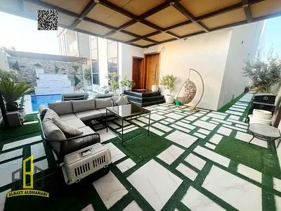 فيلا مميزة جدا للبيع جاهزة للسكن مع مسبح كبير شامــل كافه المفروشات والماء والكهرباء والمكيفات تملك حر لكافه الجنسيات