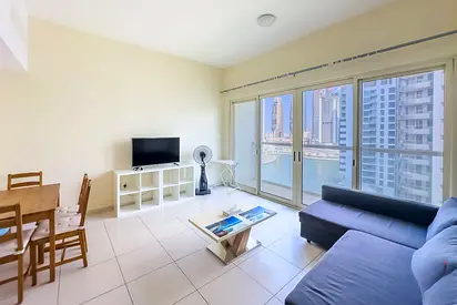 Full Lake View / Fully Furnished / Chiller Free