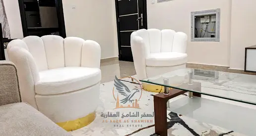 شقة مفروشة 3 غرف وصالة للإيجار الشهري في الروضة 3  عجمان | فرش جديد | شامل الفواتير والإنترنت