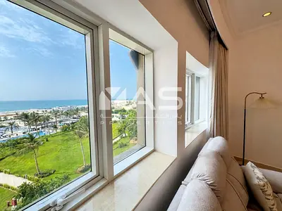 Luxury Hotel Living | Free Utilities | Stunning Sea View