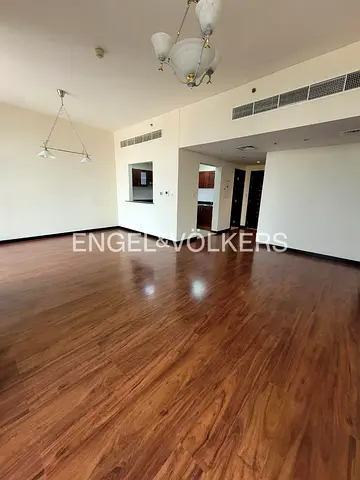 Unfurnished l Vacant l Prime Location