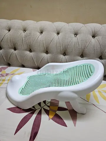 Baby bath Tub for free