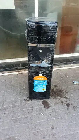 Hitachi bottom load water dispenser