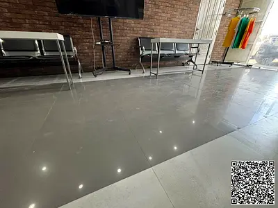 شو روم تجاري للإيجار في عجمان الصناعية مقابل سوق اللحوم والمواشي  فرصة مميزة لاستئجار شو روم تجاري بموقع استراتيجي في منطقة عجمان الصناعية، مقابل سوق