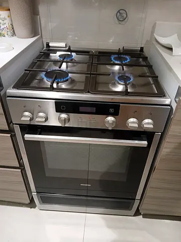 Siemens top gas oven electric 60 bay 60 for sale