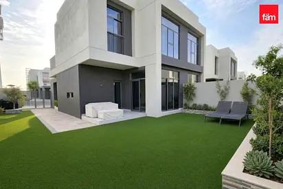 Corner| Spacious |Semidetached| Brand New