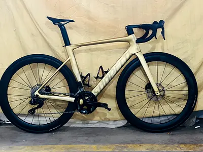 Road bike full carbon di2 electric gears