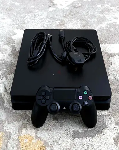 🎮 Sony PS4 Slim 1TB – Fully Working