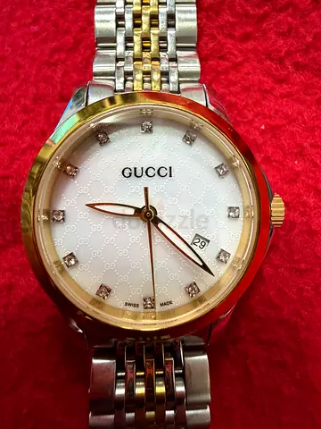 Gucci Timeless Diamond Ladies Wristwatch