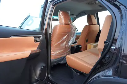 2026 Toyota FORTUNER photo 9