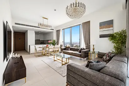 Luxe 2 BR + Maidsroom | Canal View