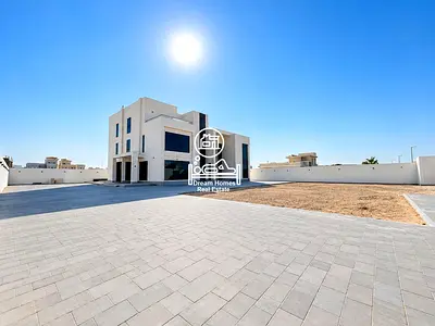 Brand new luxury 8bed villa for rent in Zayed city