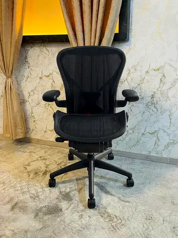 Hermanmiller aeron office chair for sale