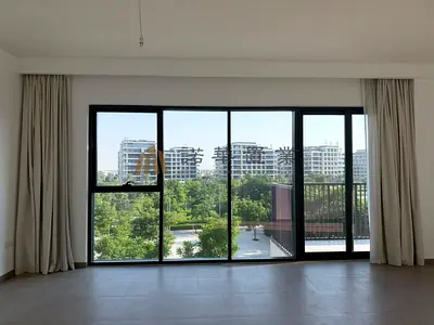 Vacant 2BR | Big Layout | Park View