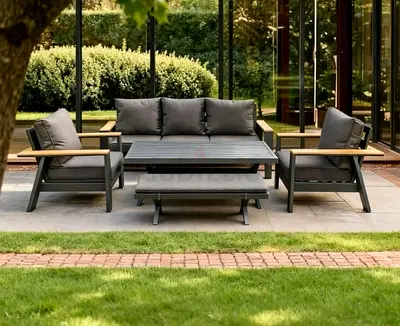 Amazing outdoor garden sofa set