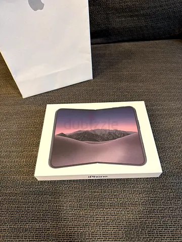 iPhone Duo 256gb brand new from Apple UAE
