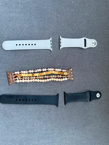 Set of 3 Apple Watch Bands 40mm (black silicone, grey silicone, beaded multi-strand)