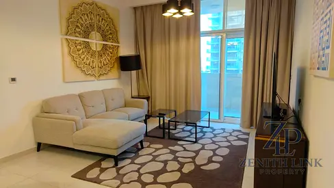 ELEGANT 1BR APARTMENT | SPACIOUS | POOL & CITY VIEWS