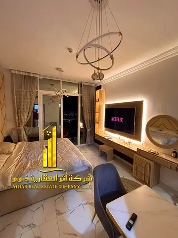 استوديو فاخر- ثاني ساكن- بمطبخ منفصل مع بلكونه مفتوحه✨عجمان برج الواحه . للإيجار الشهري.الإيجار يشمل الفواتير والإنترنت وموقف