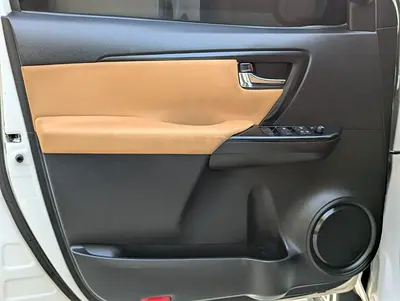 صورة مصغرة 11 لـ 2022 Toyota FORTUNER