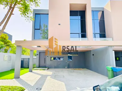 3 bedroom Cornr villa || Like brand new || landscaping ||