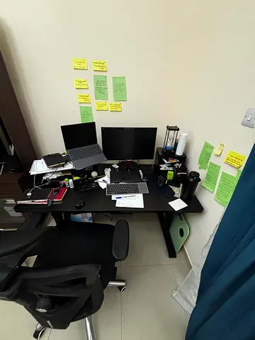 Hieght Adjustable Desk with Chair