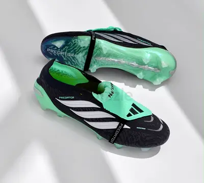 Adidas Predator Football Boots - Size Noted on Shoe (Black/Green)
