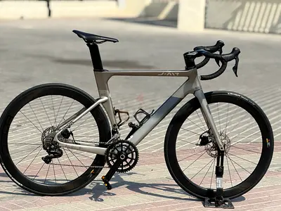 Java full carbon road bike