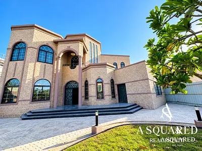 Grand 5BR Villa | 4 Parking | Family Home