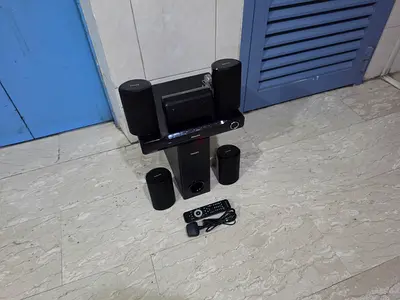 300 Watts-Panasonic 5.1ch Home Theatre(Bluetooth, Aux in for TV Audio)in excellent working condition