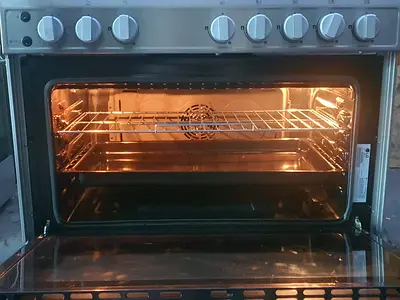 Lg five burner full gas cooker size 90cm with oven fan price 1050/-