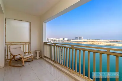 2 Bed Apartment for Sale - Mina - Unfurnished - Vacant - Investor deal