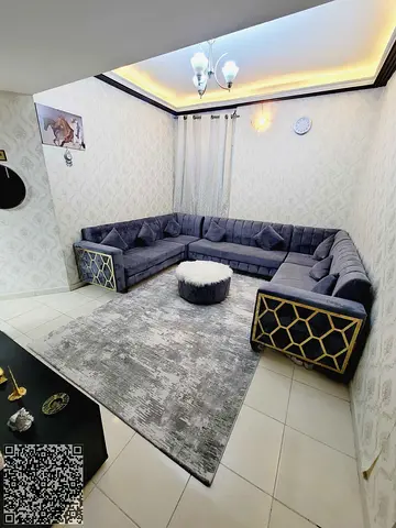 للبيع غرفه وصاله با ابراج الاورينت مع الباركينج بسعر 385،000 الف كاش