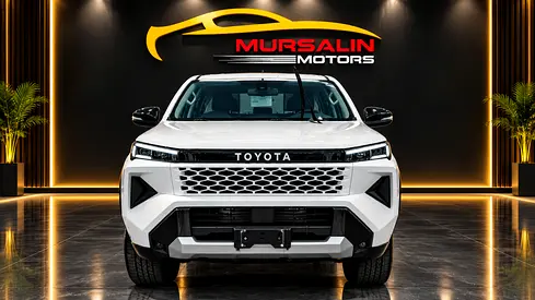 Toyota Hilux GLX 2.7L 2027 GCC AT White Petrol (Export Only)