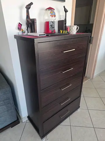 Dark Wood (MDF) 5-Drawer Chest / Dresser in Good Condition