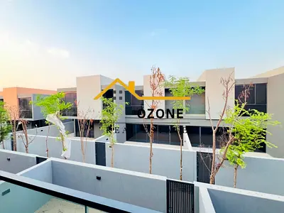 Brand new unit 4bedroom townhouse in just 145k 2 payment