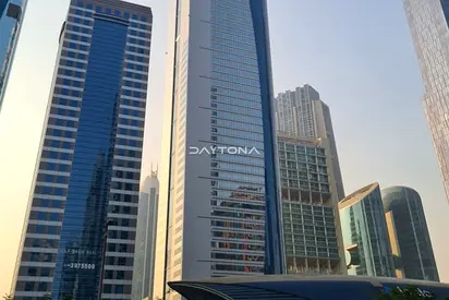 SPACIOUS 3BR | PRIME SZR LOCATION METRO ACCESS | CHILLER FREE