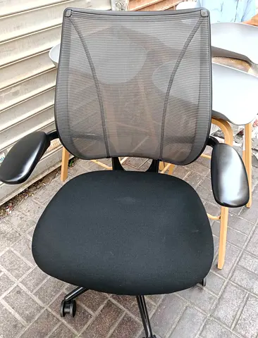 Human scale liberty task chair