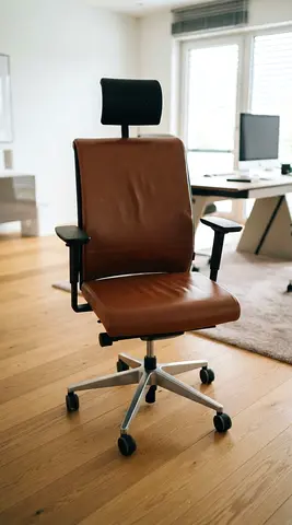 Steel case office chair used like new