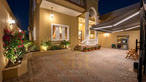 Al Rawda 2, Ajman – Strategically located next to Sheikh Ammar Street. Plot size: 4,350 sq. ft. Inc