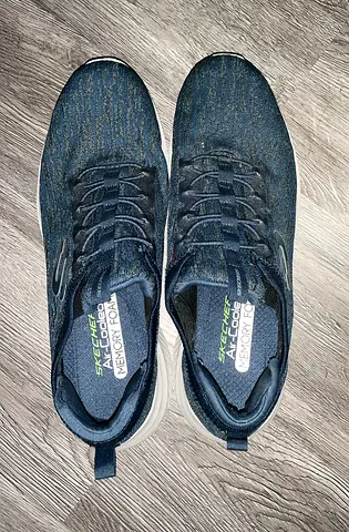 Skechers slip on shoes