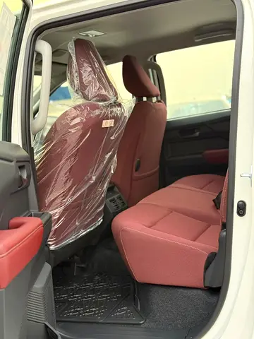 2027 Toyota HILUX — миниатюра 11